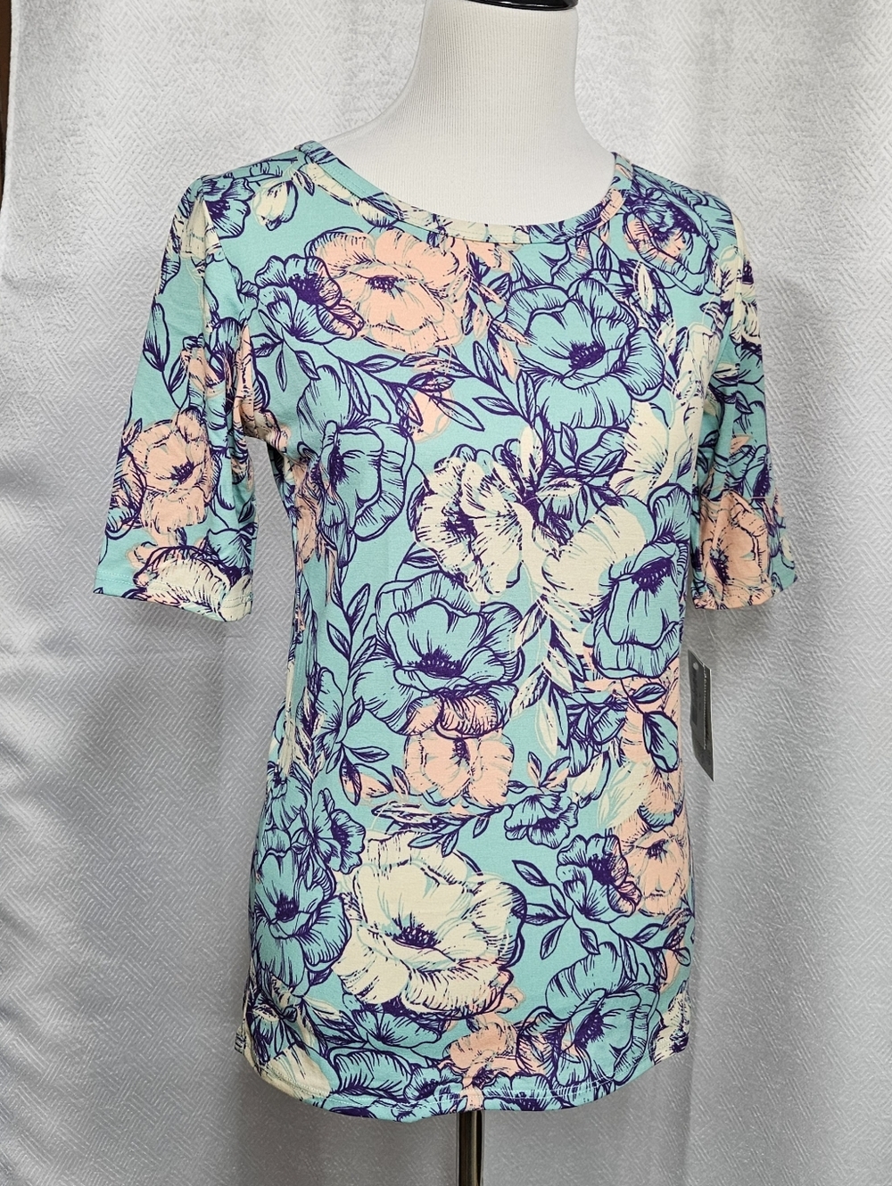 LuLaRoe Gigi T Shirt Floral Short Sleeve Crewneck Top in Aqua and Peach Medium